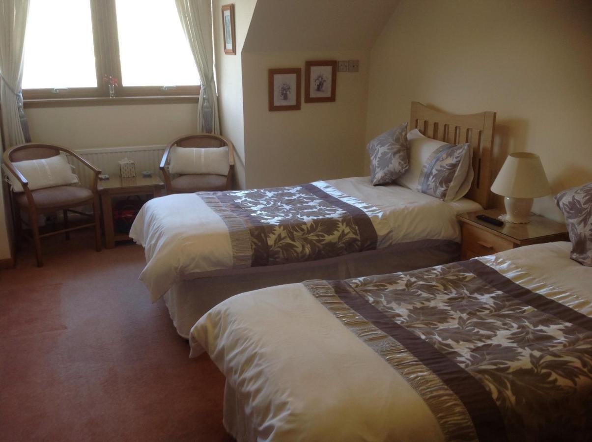 Ronaldsvoe Bed And Breakfast Fort William Extérieur photo